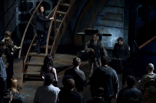 Illustration for article titled Stargate Universe "Light" Pics